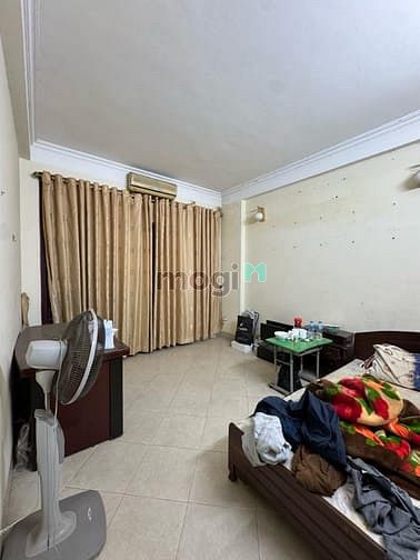 Nhà phố Đê La Thành Đống Đa 68m² giá 39 tỷ - Kinh doanh sầm uất!