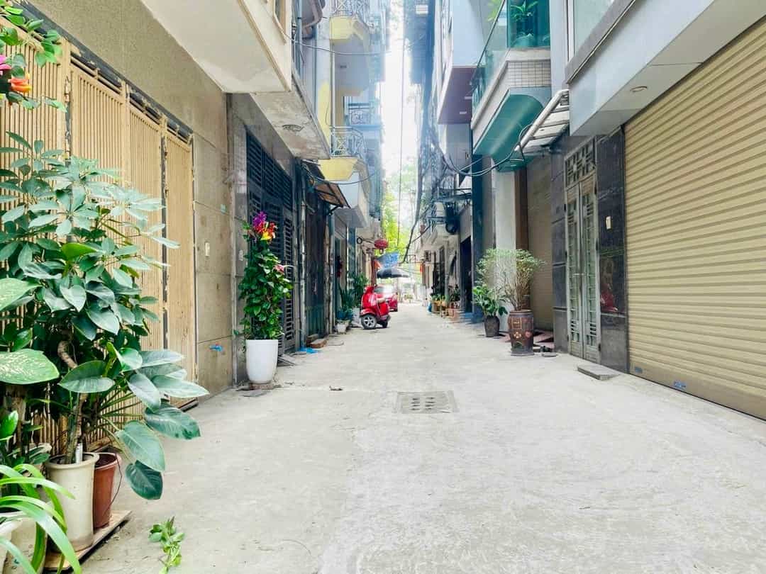 Bán Nhà Chùa Láng - Đống Đa, 47m2, ô tô đỗ cửa, 5 tầng, ở kết hợp văn phòng, 18,95 Tỷ