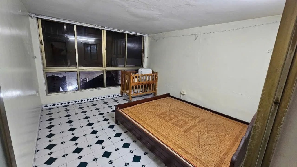 Nhà phố Trần Hưng Đạo 25m² giá 11.5 tỷ - Cận mặt phố, ngõ kinh doanh