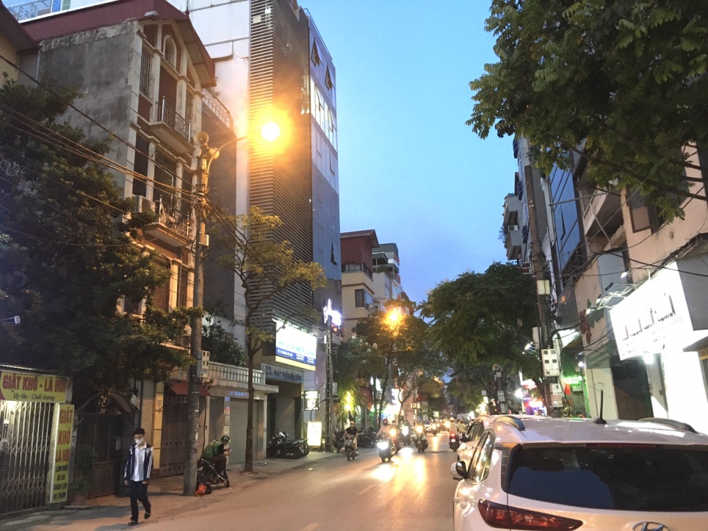 Bán nhà mặt phố Hoàng Văn Thái 90m² giá 52 tỷ - Giao thông thuận tiện, nhiều tiện ích