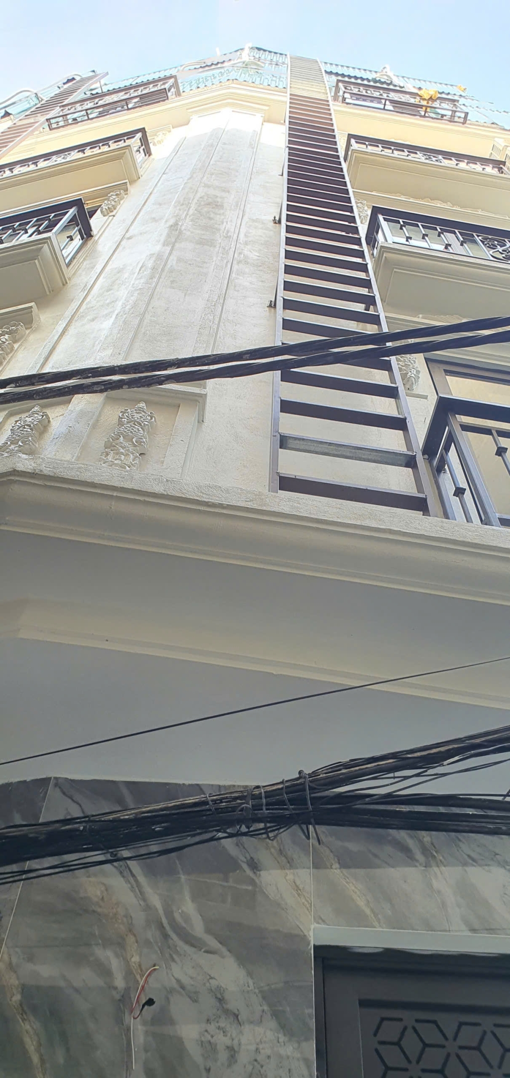 Nhà phố Hoàng Mai 50m² giá 12.8 tỷ - Đầu tư sinh lời với dòng tiền 40 triệu/tháng!