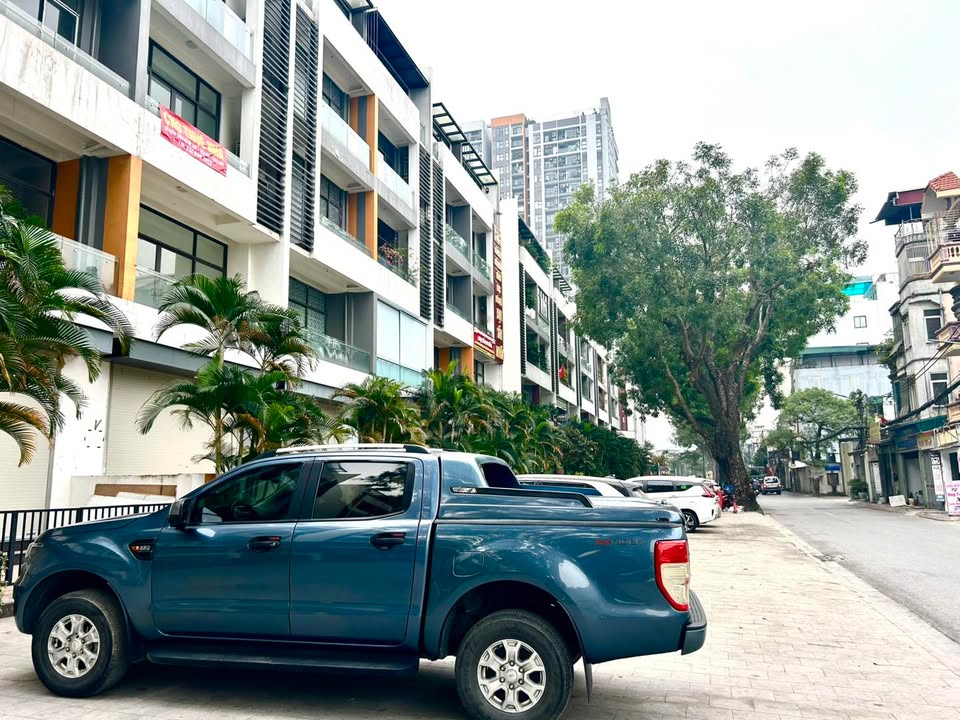 Townhouse Bình Minh Garden Long Biên 95m² giá 20 tỷ - Tiềm năng kinh doanh vượt trội!