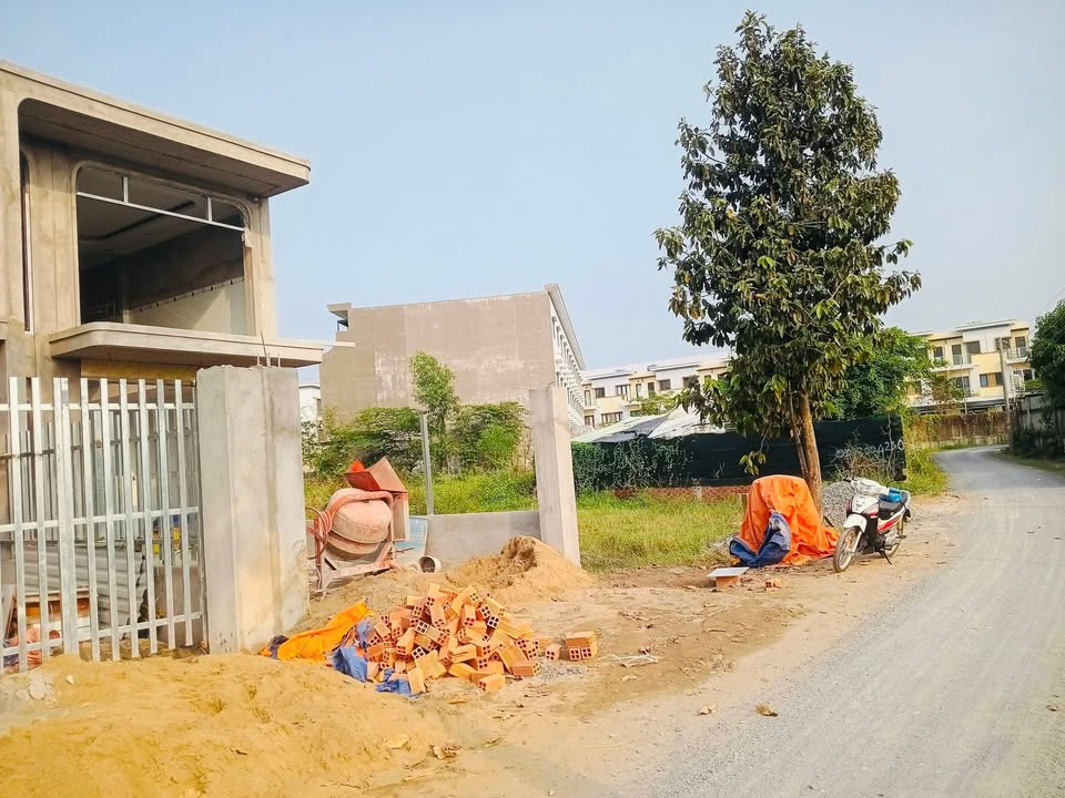 Nhà lầu hiện đại tại xã Mỹ Lộc, Cần Giuộc, Long An - Diện tích 133m², giá 2.3 tỷ - Chính chủ bán gấp!