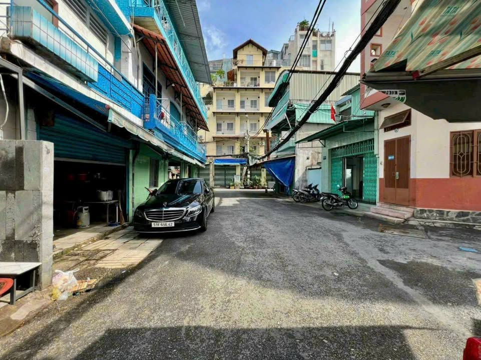 Nhà mặt tiền hẻm Bùi Hữu Nghĩa, Bình Thạnh 31m² giá 8 tỷ - Kinh doanh đắc địa, an ninh tốt!