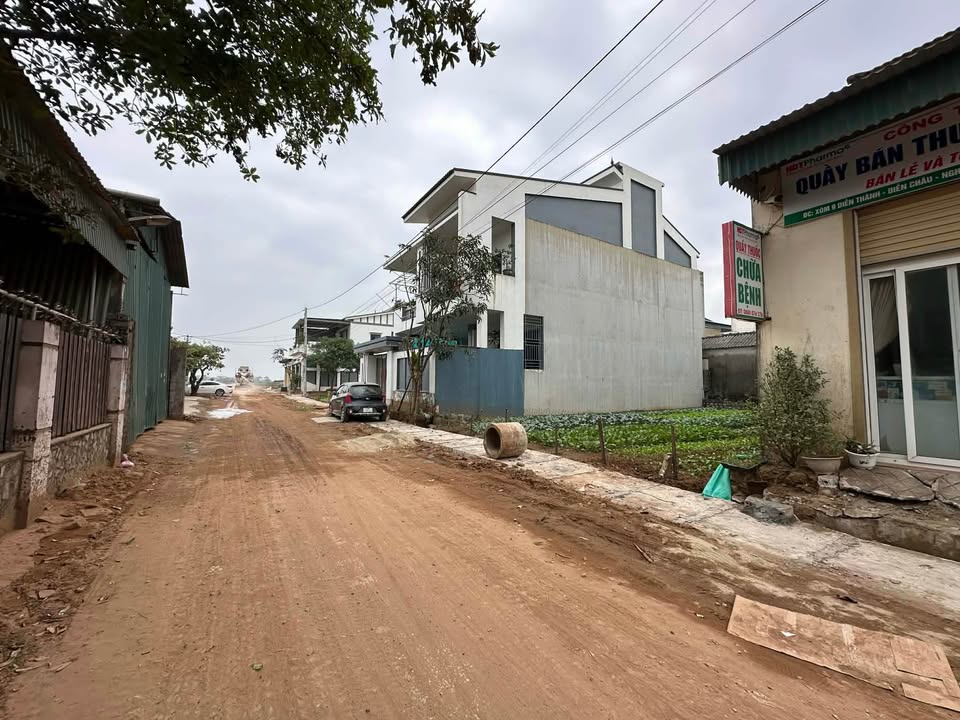 Đất nền Diễn Châu 180m² - Bán gấp, vị trí trung tâm đường chính