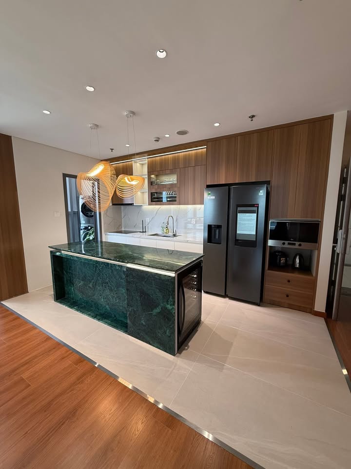 Căn hộ Vinhomes Central Park Bình Thạnh 81m² giá 35 tỷ - Sẵn sàng giao dịch trước Tết!