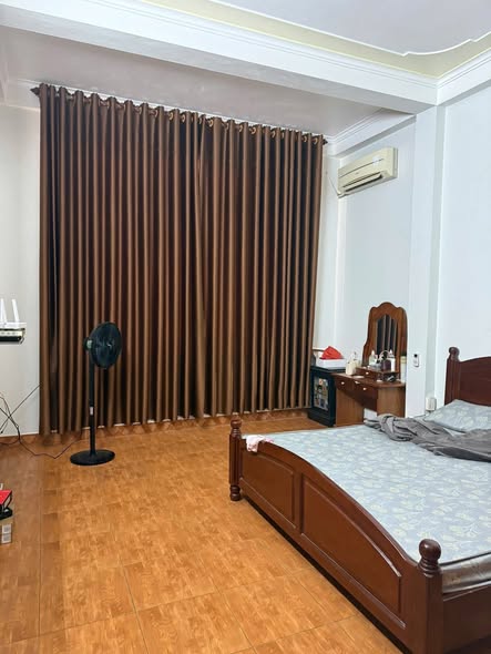Nhà 2,5 tầng tại phường Hoàng Văn Thụ, Thái Nguyên 70m² giá 4 tỷ - Vị trí đắc địa trung tâm!