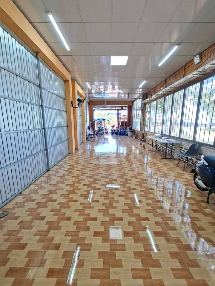 Nhà cho thuê tại Khu Hoàng Tâm Cà Mau 108m² giá 5 triệu - Phù hợp kinh doanh hoặc làm kho!