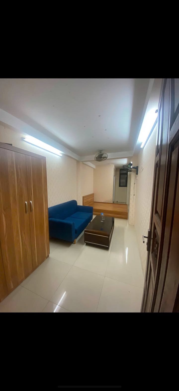 Căn hộ CCMN cho thuê tại Ngõ 11 Vân Đồn, 27m² chỉ 4.8 triệu - Sẵn sàng vào ở ngay!