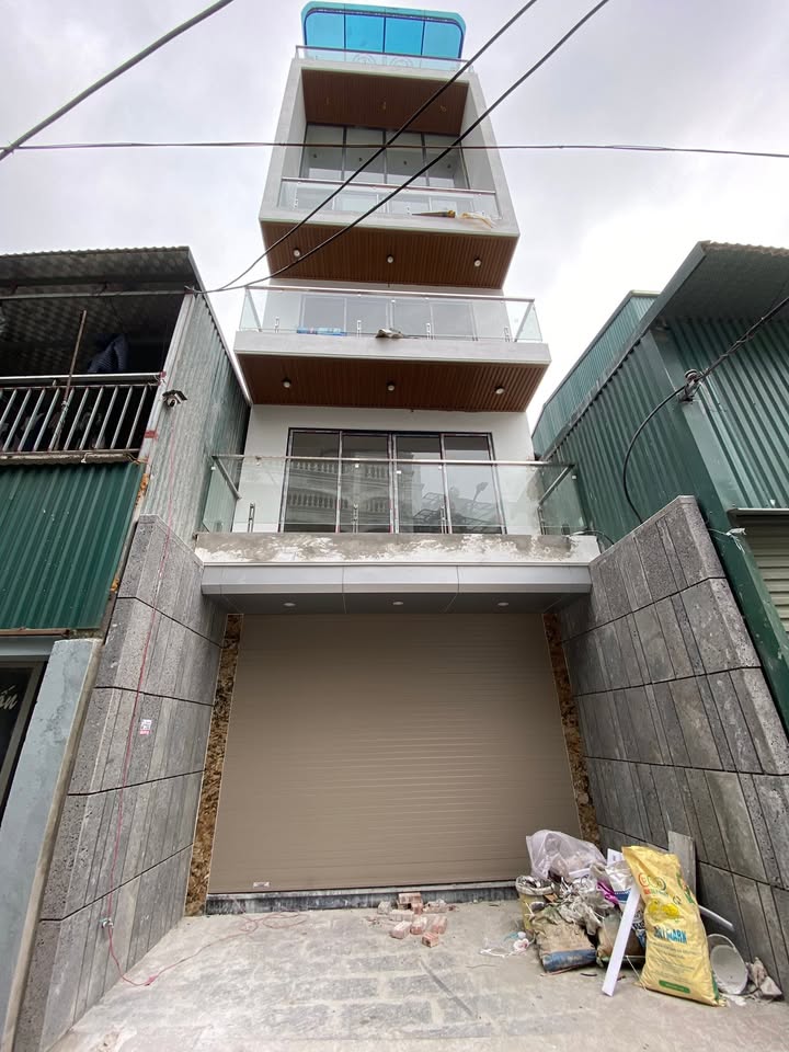 Bán nhà FrontHouse Bát Khối Long Biên 72m² giá thỏa thuận - Vị trí kinh doanh đắc địa!