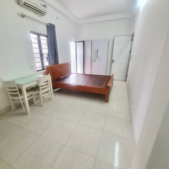 Phòng cho thuê Studio Mễ Trì Thượng 25m² giá 3.5 triệu - Không chung chủ, giờ giấc tự do!