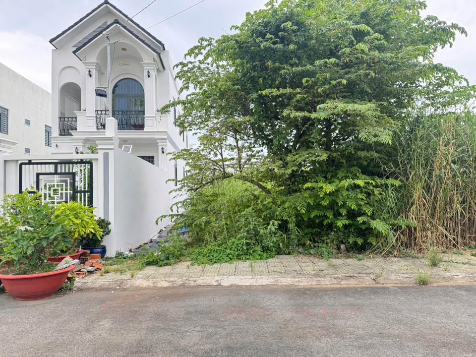 Bán đất mặt tiền nhựa 8m view kênh tại Khu Phát Tài 2 - 1.03 tỷ, định cư lý tưởng!