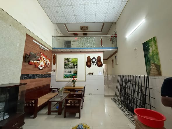 Nhà nguyên căn Hoàng Văn Thụ, Quy Nhơn 2PN giá 4.5 triệu - Tiện nghi đầy đủ, gần biển!