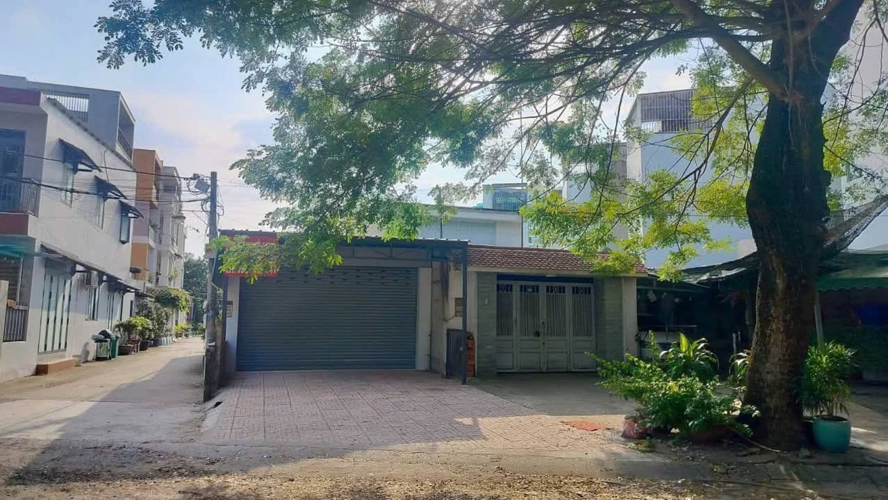 Cho thuê mặt tiền đường Số, phường Bình Trưng Đông, Thủ Đức 150m² - Vị trí lý tưởng cho lớp học và văn phòng