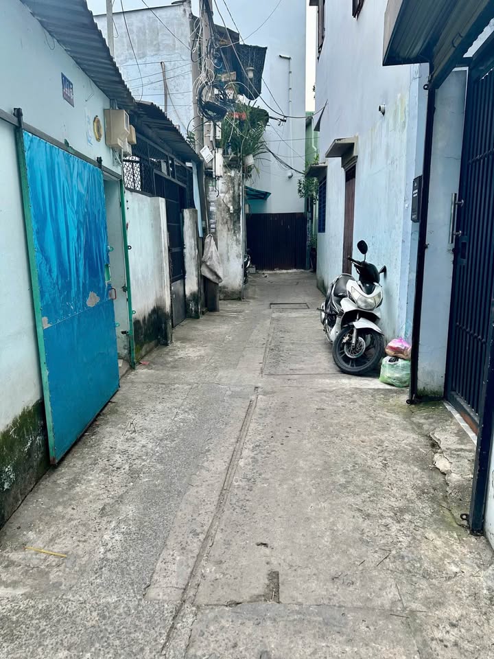 Nhà bán hẻm Hoàng Sỹ Khải, quận 8, 42.5m² giá 4.9 tỷ - Chính chủ, sổ hồng riêng!