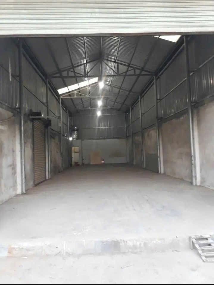 Cho thuê xưởng Hóc Môn 160m² giá 8 triệu - Vị trí đẹp, giao thông thuận lợi!