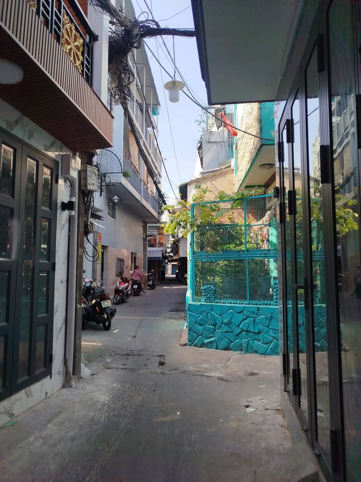 Nhà đẹp An Bình, Quận 5 - 32m² giá 6.3 tỷ - An ninh tuyệt đối, dọn vào ở ngay!