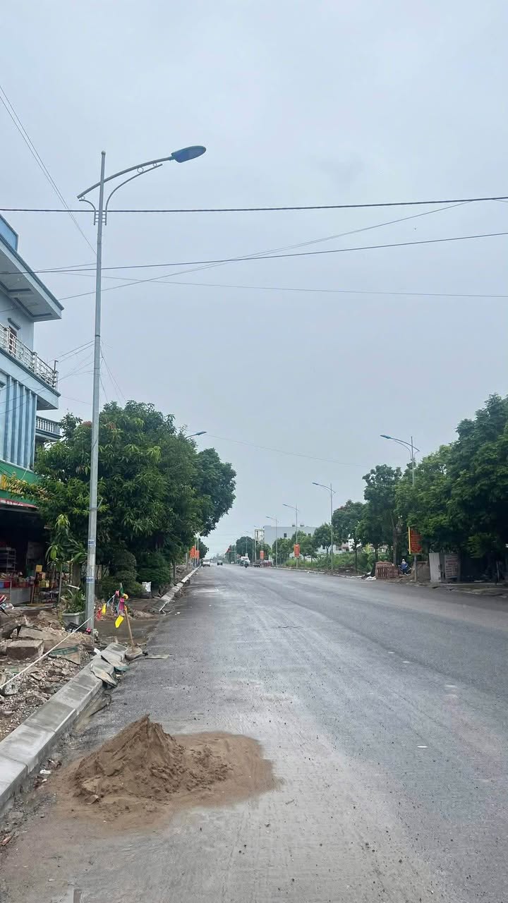 Đất mặt đường Lê Công Thanh, Hà Nam 110m² giá 8 tỷ - Đầu tư sinh lời ngay!