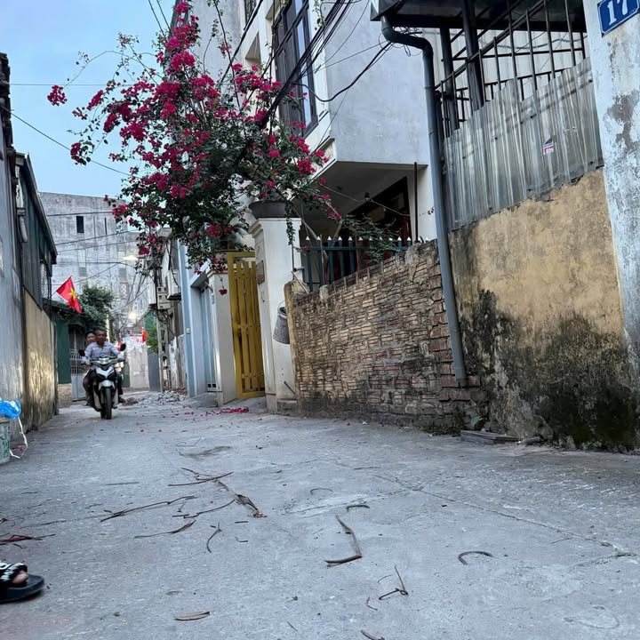 Đất nền Kim Chung 34.4m² giá 4 tỷ - Đường ô tô tránh, vị trí đắc địa!