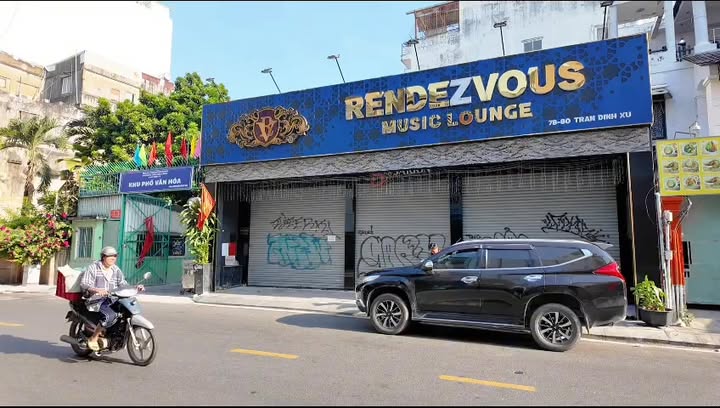 Bán nhà mặt tiền Trần Đình Xu, Quận 1, 180m² - Đầu tư sinh lời cao!