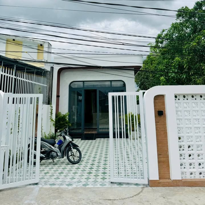 Nhà cấp 4 mới 100% tại Cao Lãnh, Đồng Tháp 262m² giá 2.59 tỷ - Không gian sống lý tưởng!