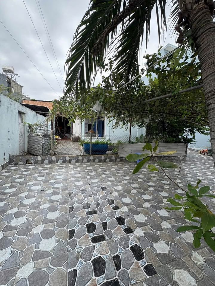 Nhà cấp 4 Biên Hòa 200m² giá 2.8 tỷ - Đất đẹp, chính chủ bán gấp!