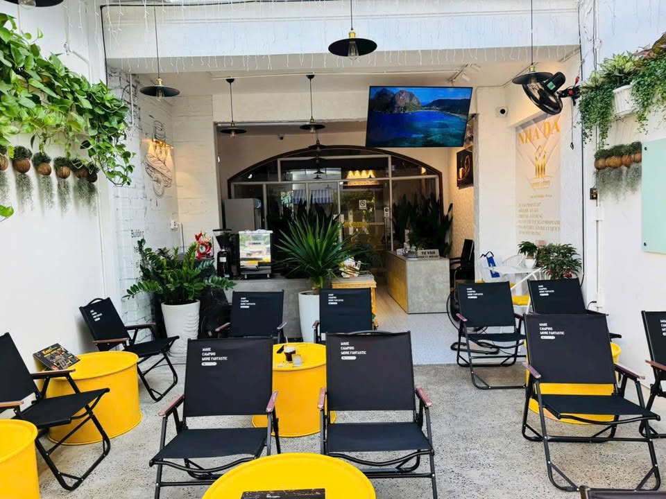 Quán Cafe Mặt Tiền Đường 47, Q7 - Diện Tích 90m², Setup Xanh Mát, Giá Chỉ 13 Triệu/tháng