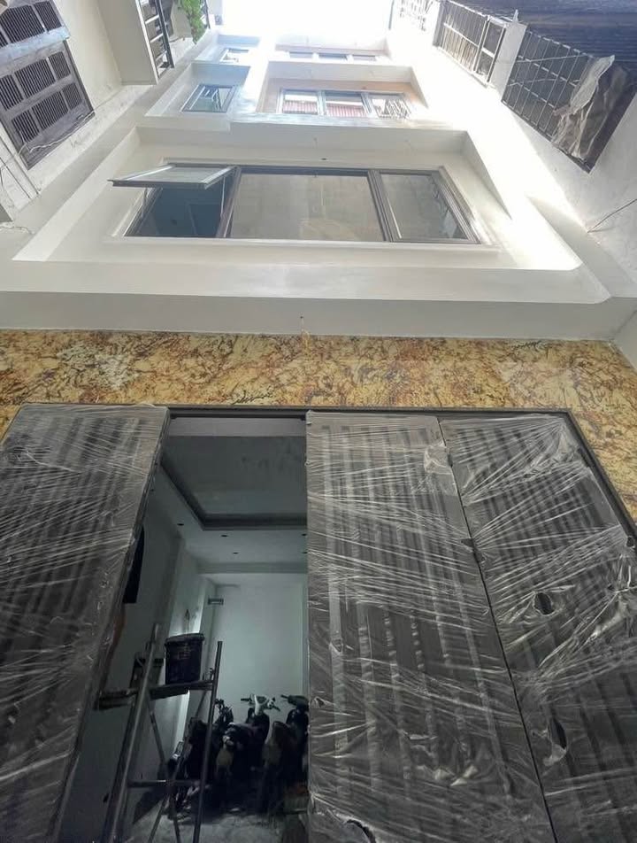 Nhà Khương Trung 32m² giá 7.3 tỷ - Thiết kế đẹp, tiện ích đầy đủ!