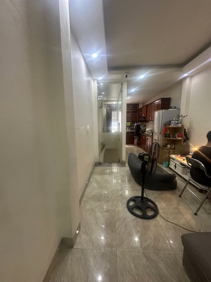 Nhà đẹp Hoàng Ngân 52m² giá 7 tỷ - Ô tô vào tận cửa, gần hồ Quan Nhân!