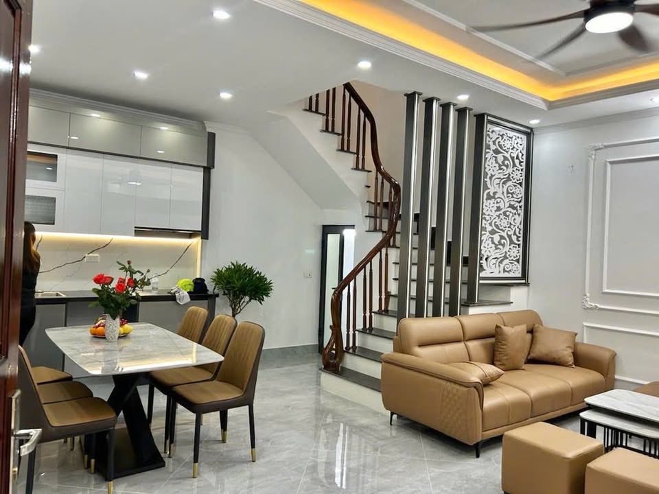 Nhà Khương Đình 46m² giá 8 tỷ - Full nội thất, sẵn sàng ở ngay!