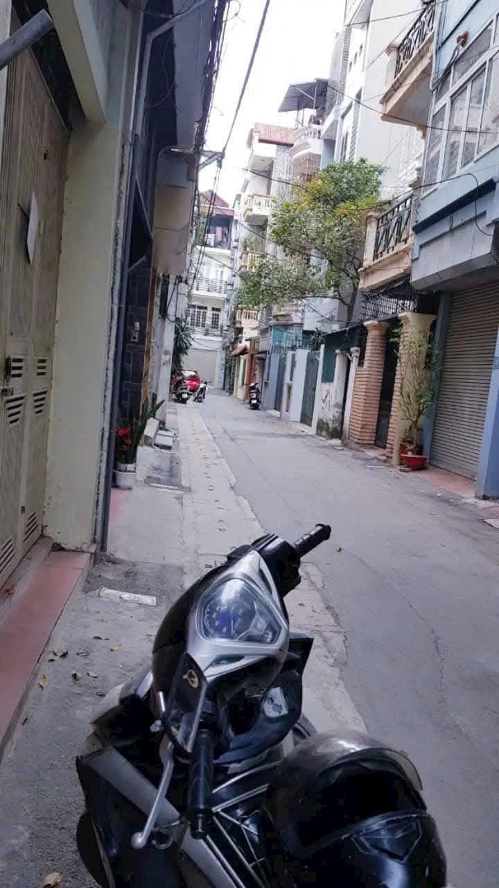 Nhà Vương Thừa Vũ Thanh Xuân 45m² giá 14.5 tỷ - Mặt ô tô tránh, hai mặt thoáng!