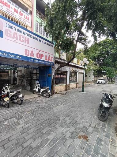 Căn hộ tập thể mặt phố Khuất Duy Tiến 98m² giá thỏa thuận - Vị trí đắc địa cho kinh doanh!