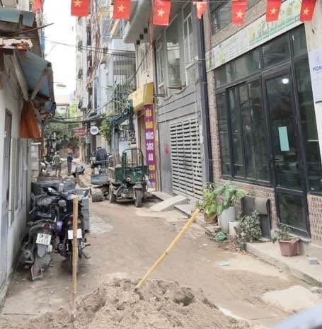 Nhà riêng Trường Chinh, Thanh Xuân 40m² giá 11 tỷ - Sẵn sàng ở ngay với thang máy!