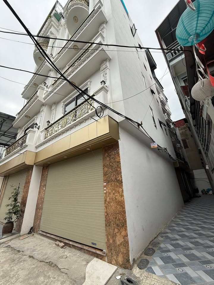 FrontHouse Lê Văn Lương 70m² giá thỏa thuận - Kinh doanh sầm uất, cơ hội đầu tư tốt!