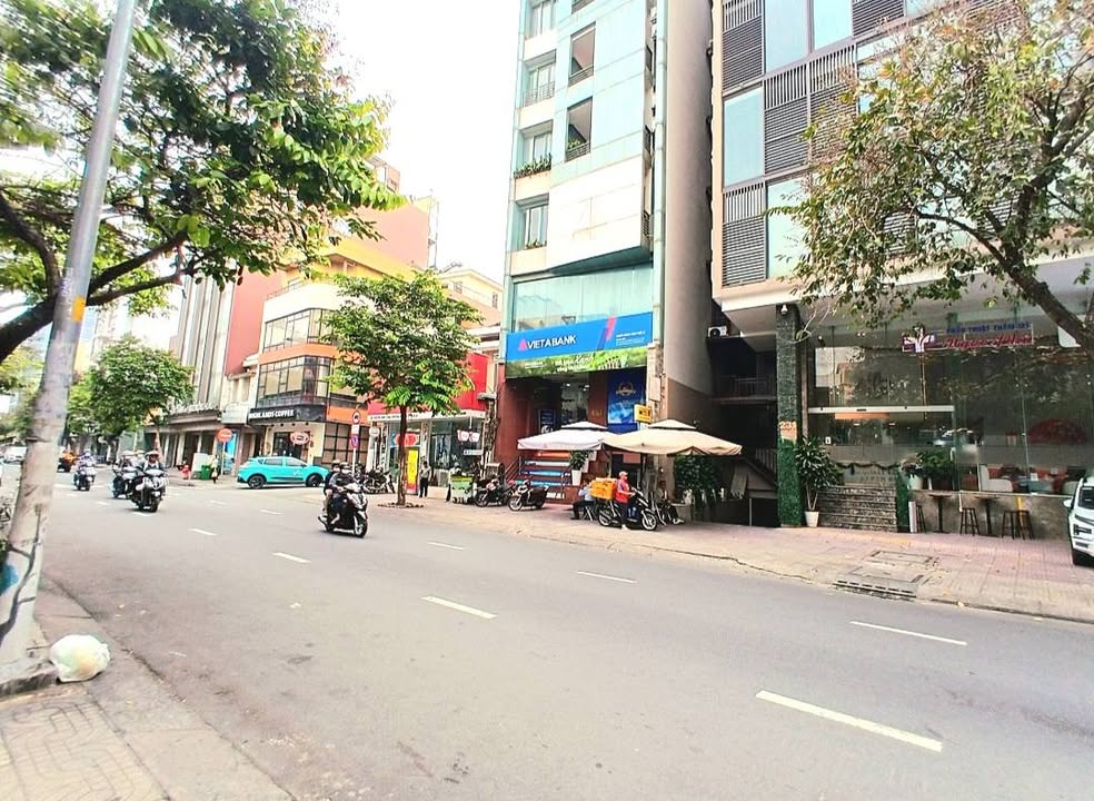 Nhà phố Nguyễn Đình Chiểu Q.3 24m² giá 6.9 tỷ - Nhà mới ở ngay, đúc thật 100%!