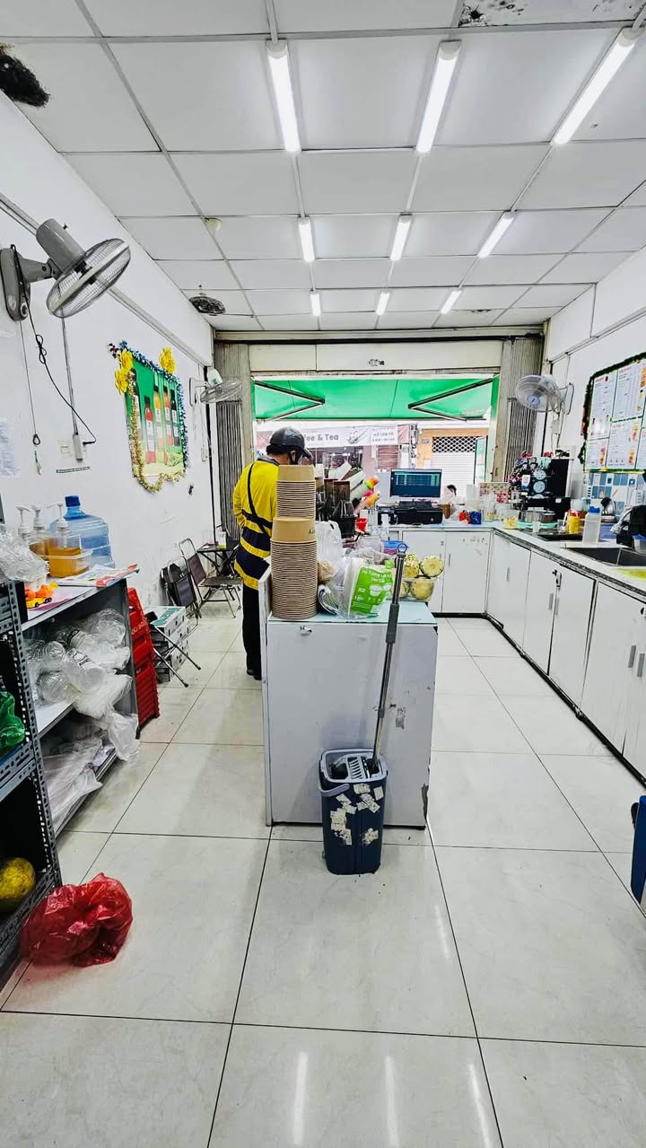 Nhà mặt tiền quận 10 đường Nguyễn Duy Dương 47.5m² giá 12.5 tỷ - Thương lượng ngay hôm nay!