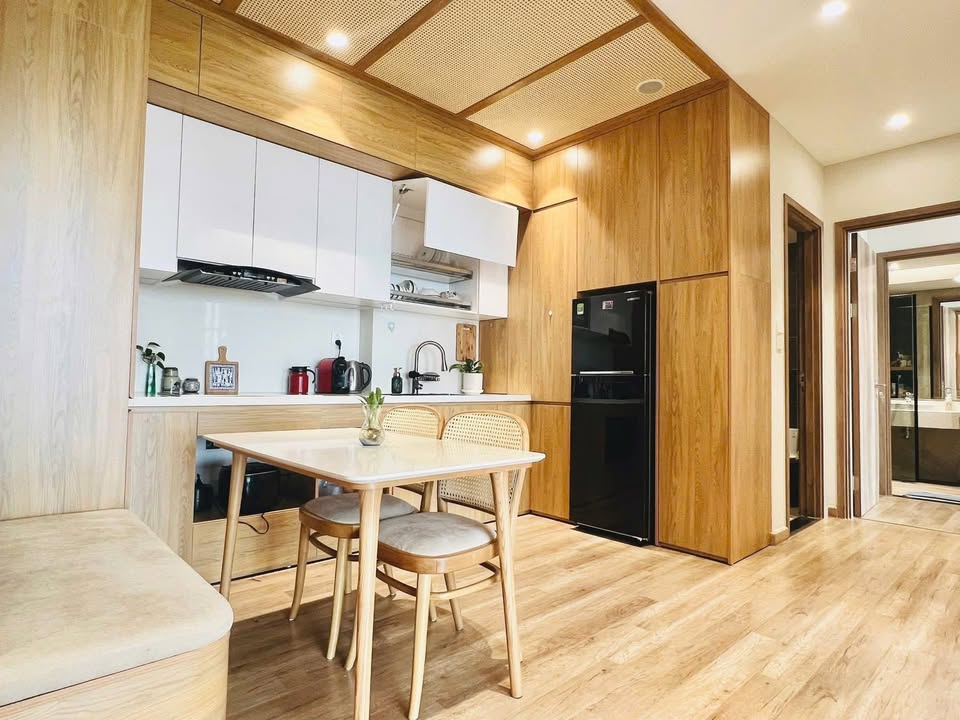 Căn hộ 2 phòng ngủ Landmark Ecopark 74m² giá 14 triệu - View hồ Thiên Nga thoáng mát!