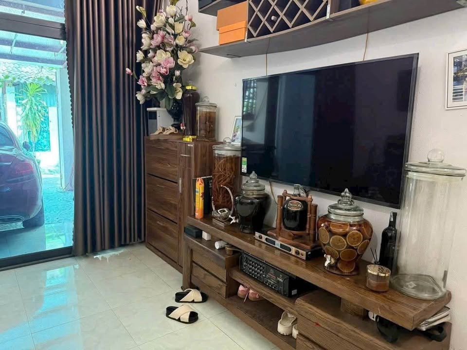 Nhà cấp 4 Yên Bái 80m² giá 1.3 tỷ - Chính chủ tặng nội thất đầy đủ!