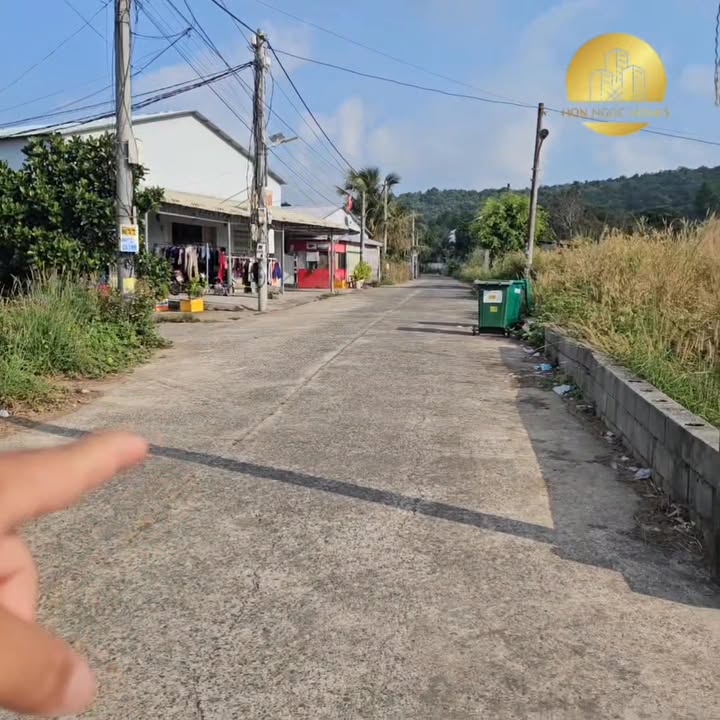 Đất nền Phú Quốc 120m² giá 1 tỷ - Sổ hồng riêng, pháp lý rõ ràng!