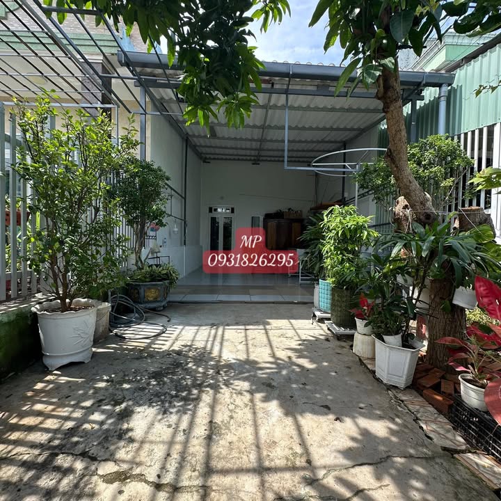 Nhà bán gần chợ Phước Lâm - 125.6m² chỉ 2.4 tỷ - Sẵn sàng vào ở!