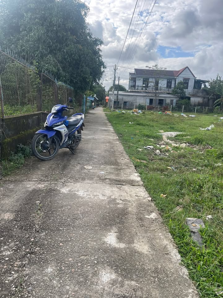 Đất thổ cư Duy Phước 120m² giá 700 triệu - Mặt tiền đường Trường Sa thông thoáng!