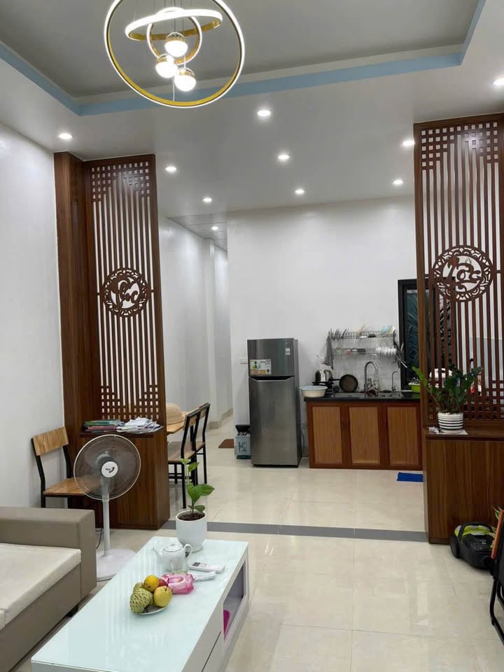 Bán đất tặng nhà cấp 4 phường Liêm Chính, 92m², giá 4 tỷ - Vị trí đắc địa gần trung tâm