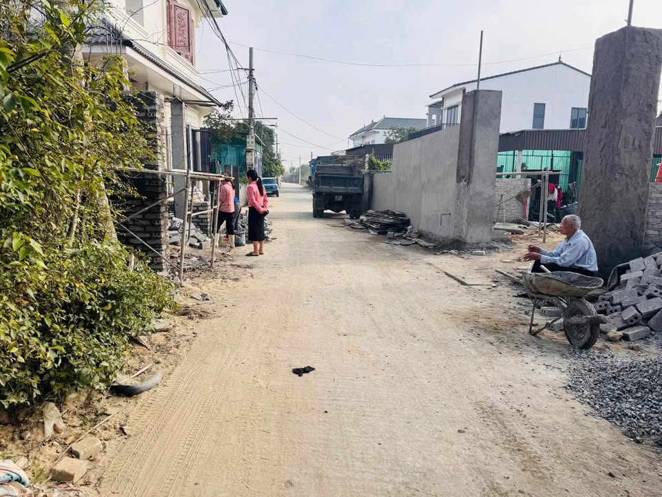 Bán đất xóm 8 Nghi Kim, Vinh 117m² giá 2.6 tỷ - Đường rộng thông thoáng