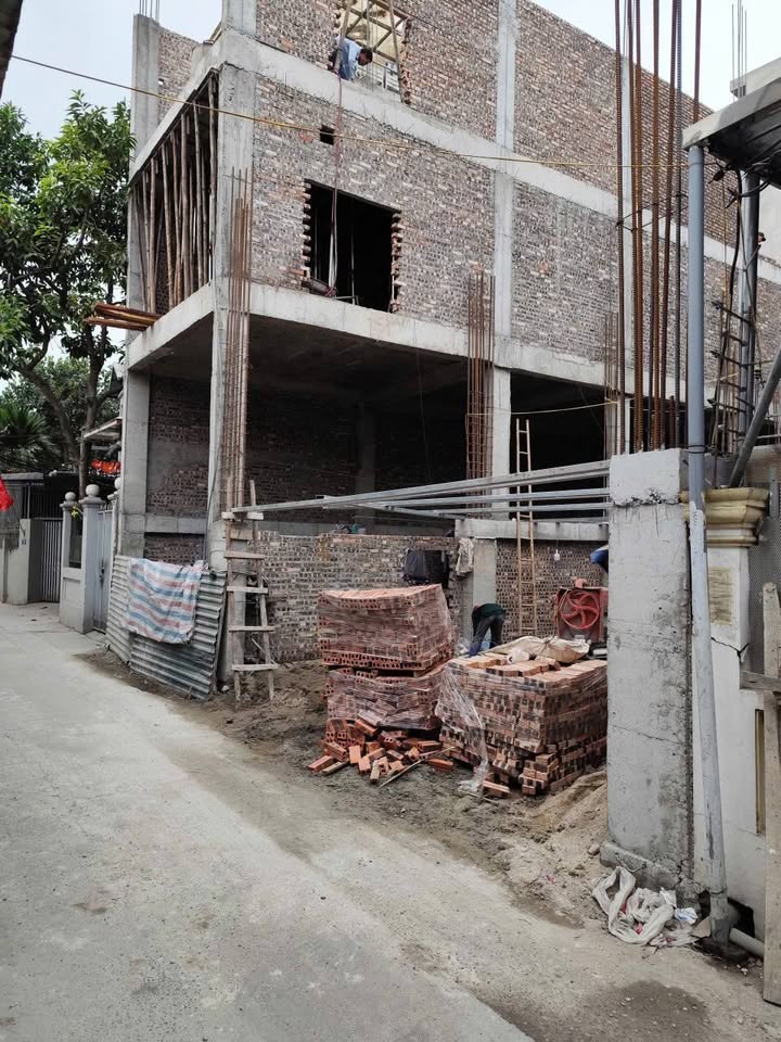 Nhà cho thuê tại Thúy Lĩnh, Hoàng Mai, 800m² - Thích hợp cho văn phòng và giáo dục