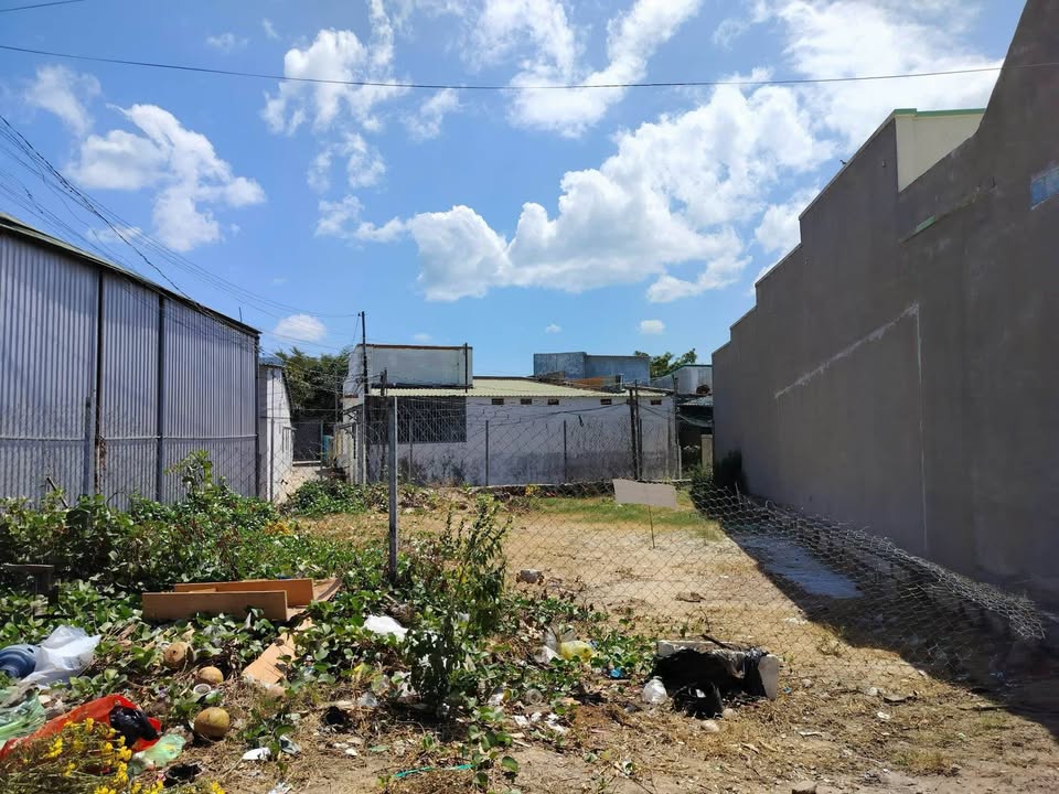 Đất mặt tiền Trường Chinh, Ninh Thuận 168m² giá 3 tỷ - Phù hợp kinh doanh ngay!