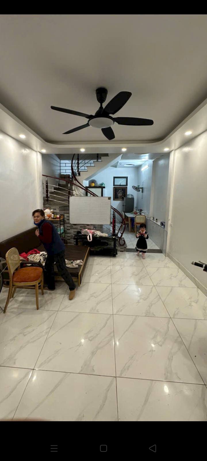 Nhà phố 4 tầng Dư Hàng Kênh 41m² giá 3.5 tỷ - Tiện nghi đầy đủ, sẵn sàng ở ngay!