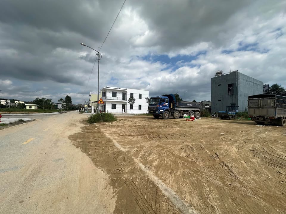 Đất nền Khu TĐC Liên Hiệp 1 Trương Quang Trọng 100m² giá 1 tỷ - Tiềm năng đầu tư cao!