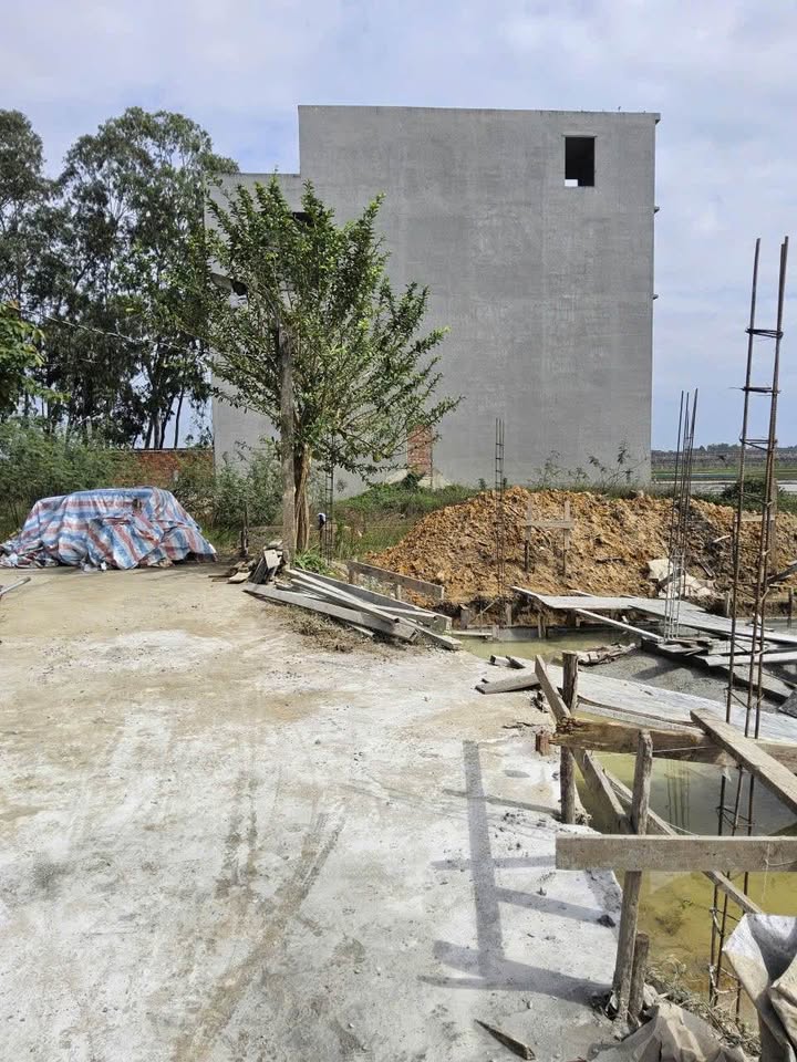 Đất nền Hòa Tiến 200m² giá 1.45 tỷ - Đường ô tô vào tận nơi!