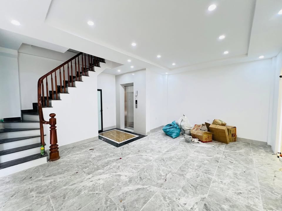 Nhà phố Nguyễn Ngọc Nại Thanh Xuân 40m² giá 17.3 tỷ - Kinh doanh đỉnh cao!