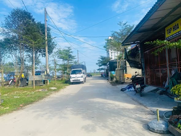 Đất mặt tiền Chợ Nịu Quảng Thái 140m² giá 800 triệu - Cơ hội kinh doanh không thể bỏ lỡ!